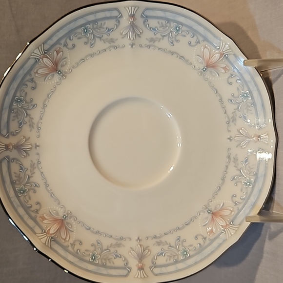 New Noritake Crown Flower 7324 Cup Saucer Only Ivory China - Picture 3 of 7